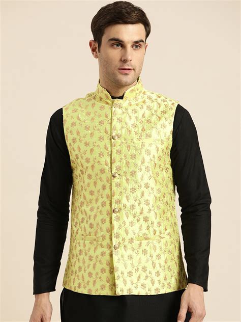 Men's Jacquard Silk, Creamwith traditional Work On Bottom – Sojanya
