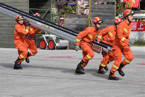 消防员平时是如何训练灭火救人的？来看看这6项实战操法…… - 周到上海