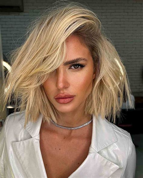 Medium Straight Hair Side Part