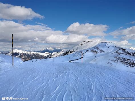 滑雪场 的图像结果