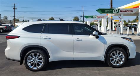 LLumar IRX Nano Ceramic Tint on 2022 Highlander Limited, AWD : r ...