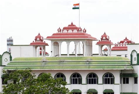 மைக்கேல்பட்டி பள்ளி மாணவி தற்கொலை வழக்கின் ஆவணங்களை ஐகோர்ட் கிளைக்கு ...