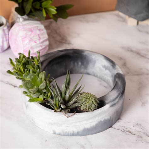 Halo-Nero Marble-Circular, Moon Shaped Succulent Planter for beautifyi ...