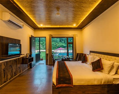Holi Vacation: Stay, Play & Celebrate at DLS MJ River Resort