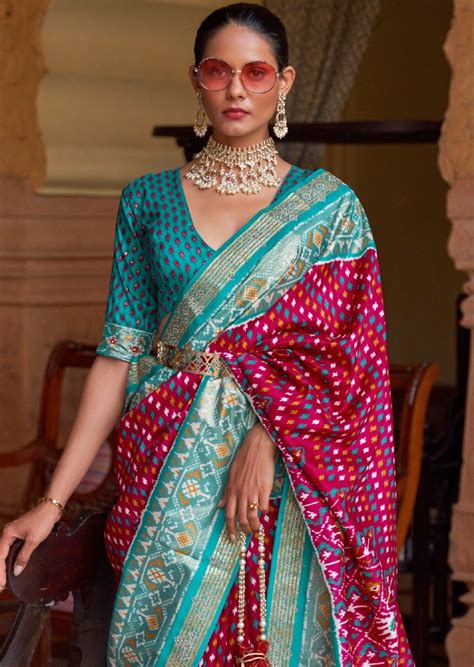 Patan Patola Silk Cherry Red Saree – Sunasa