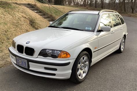 Manual Bmw Wagon at Chelsea Elyard blog