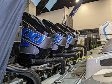 Mercury Racing Launches the Incredible V10 400R: Big Power and Big Features — Wave To Wave