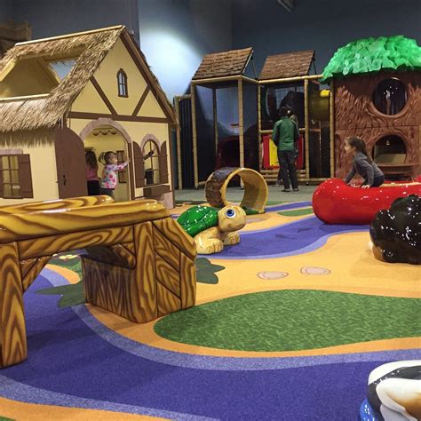 Mountain Play Lodge (Arden): All You Need to Know BEFORE You Go