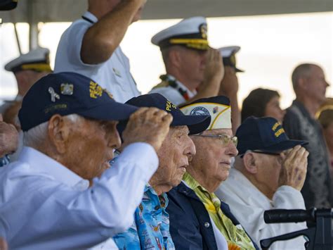 Centenarian Pearl Harbor survivors return to honor those who were ...