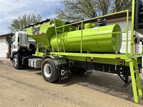 Iowa DOT’s self-contained, one-person pothole machine creates safer and ...