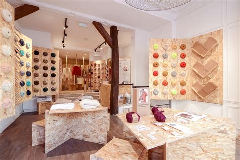 意大利奢侈针织品牌Missoni成都银泰中心精品店已正式开业。 - 华丽通
