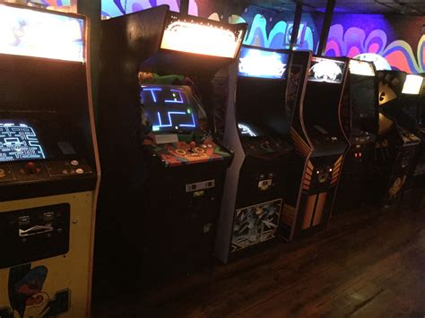 Robot City Games and Arcade