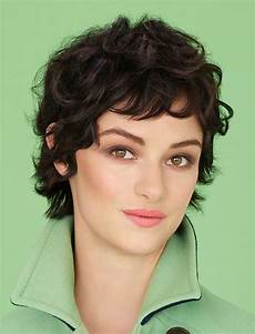 Summer Hairstyles For Curly Hair by 34 Trendy Bob Pixie Hairstyles For Summer 2017 Summer Hairstyles For Curly Hair