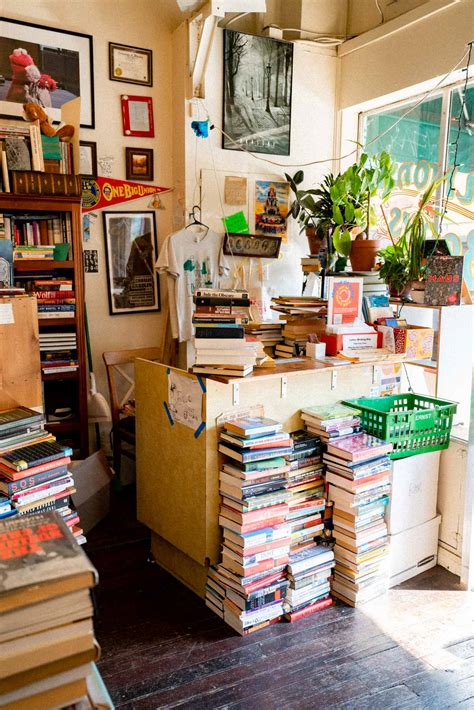 10 LOCAL Portland Bookstores for the Insatiable Book Worm