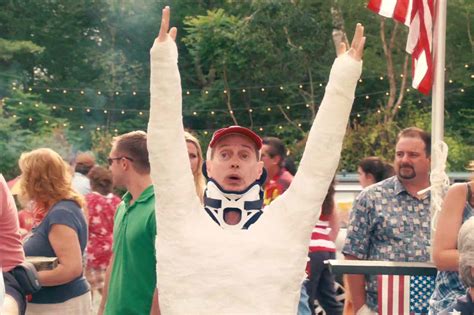 Steve Buscemi's full-body cast in 'Grown Ups' broke him