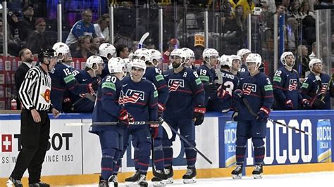 Hockey World 的图像结果