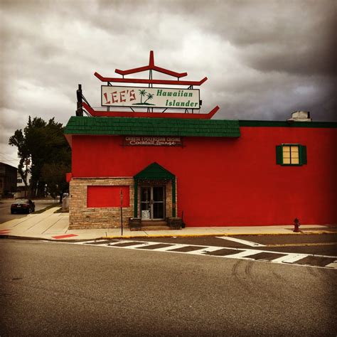 Tiki Bar Review #20 Lee's Hawaiian Islander Lyndhurst, NJ - Tiki with Ray