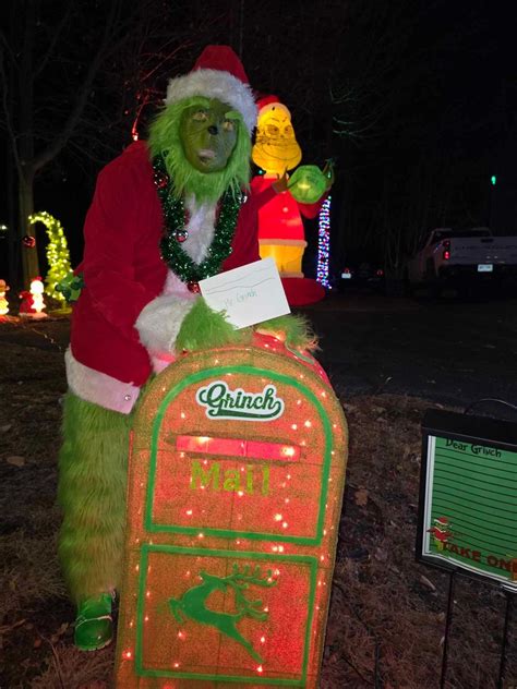 Meet the Grinch with his accomplice Santa!, Kelley's Row, Somersworth ...
