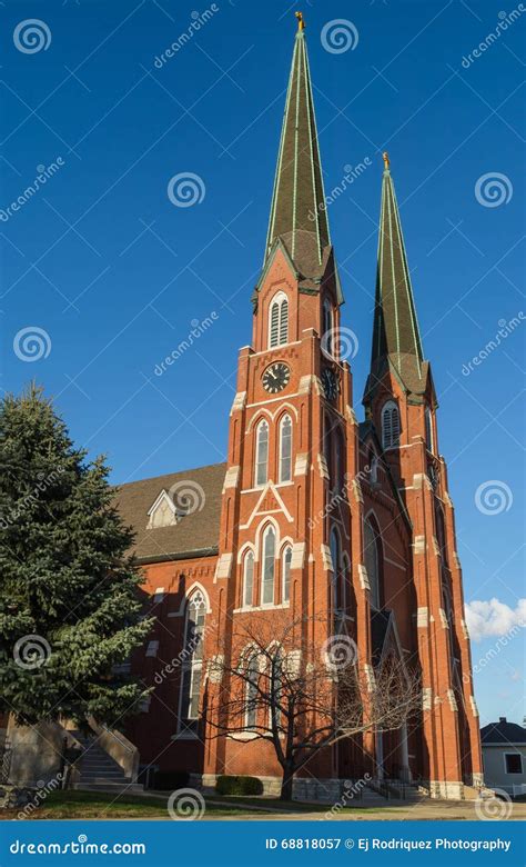 St. Hyacinth Church stock image. Image of brick, green - 68818057