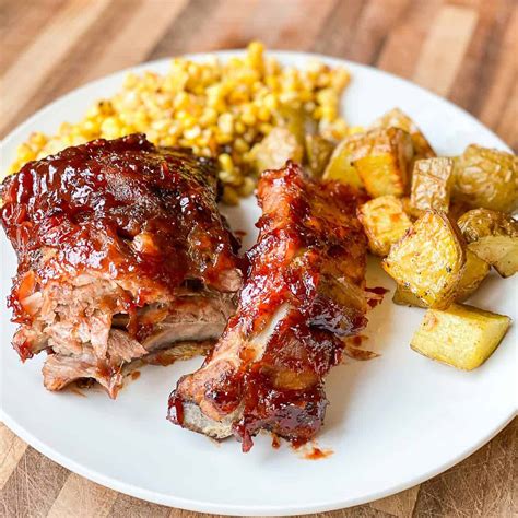Oven-Baked Ribs Recipe (Oven or Crockpot) - Seanna's Kitchen
