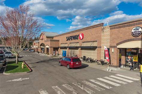 Salmon Creek Plaza - Specialty and Service Retail Space | C.E. John