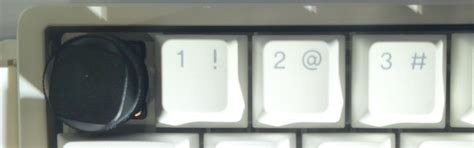Wooting ontwikkelt hotswappable losse draaiknop - Tweakers