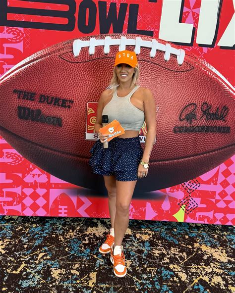 Sara Blake Cheek | Photobombed by some freaking Alabama player 🙄 @last ...