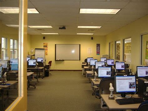 Computer Training Lab 的图像结果