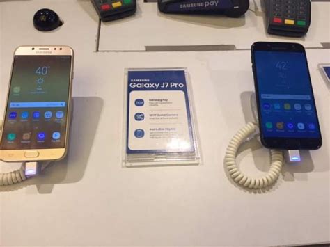 Samsung Galaxy J7 Pro hands-on: Premium phone among mid-range series ...