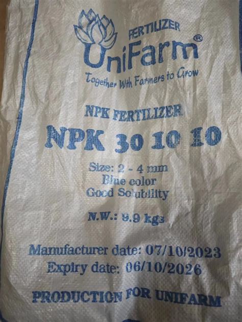 Agricultural Grade Npk Compound Fertilizer Npk 12-12-17 +2mgo+te Blue ...