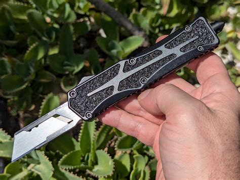 Tactical EDC Box Cutter D/A OTF Knife – LIGHTNING OTF KNIVES