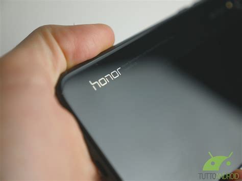 HONOR 20 e HONOR 20 Pro potrebbero partire da 350 euro e superare i 100 ...