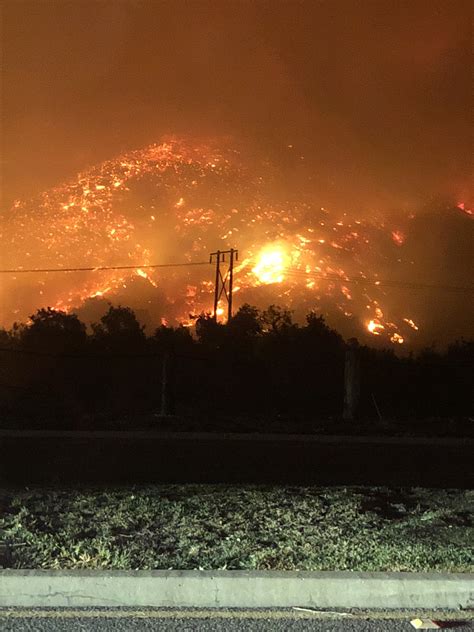 woolsey fire westlake village lindero canyon rd - Emilie Broughton
