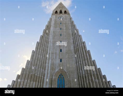 A view of Hallgrimskirkja Lutheran Church in Reykjavik, Iceland Stock ...