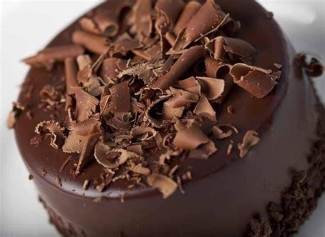Carols Pastries & Bakers in Cunningham Road,Bangalore - Order Food ...