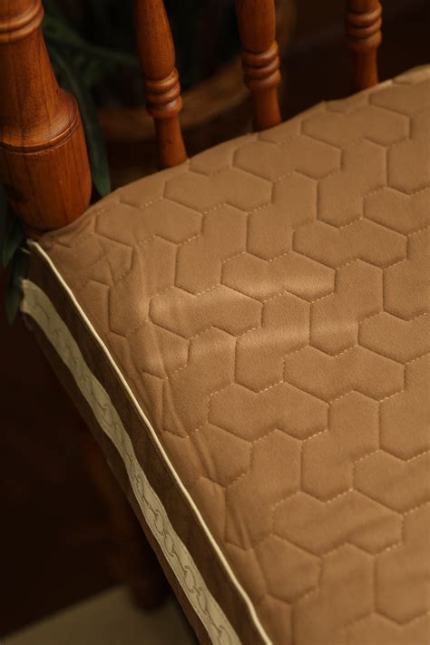 Sofa protector ( meter per) description *𝗻𝗼𝘁 𝗮𝗻𝘁𝗶 𝘀𝗸𝗶𝗱* – Decordiary Online