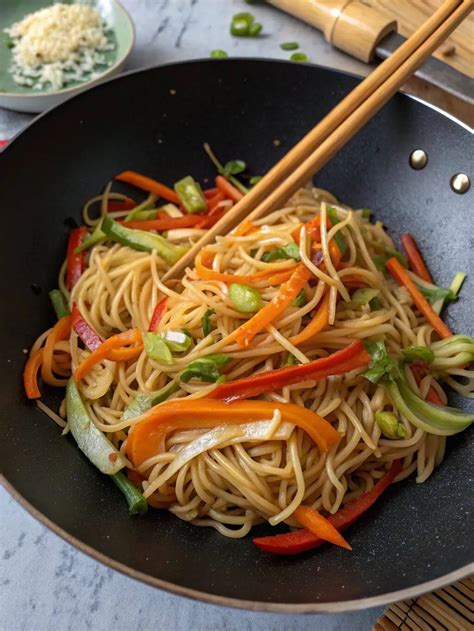 Hakka Noodles Recipe: The Best, Quick Homemade Comfort Food Recipe
