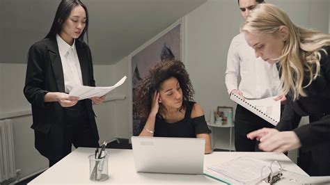 Frustrated Business Owner 的图像结果