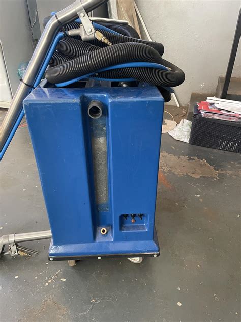 Industrial Carpet Cleaning Machines