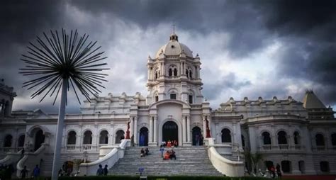 Exploring Ujjayanta Palace | WhatsHot Kolkata