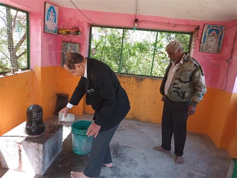 Tulasi Leaf - Sri Annapurneshwari Charitable Trust
