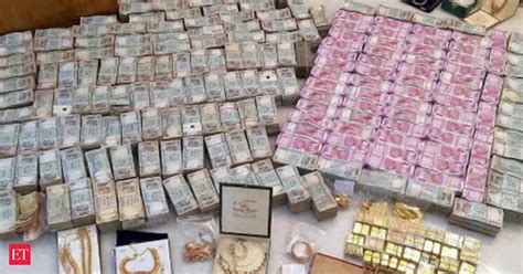 Karnataka ACB Raids: ACB raids premises of 21 officials in Karnataka ...