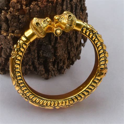Asp Silver Antique wild Lion Kada for Men - Elevate Your Style – 𝗔𝘀𝗽 ...