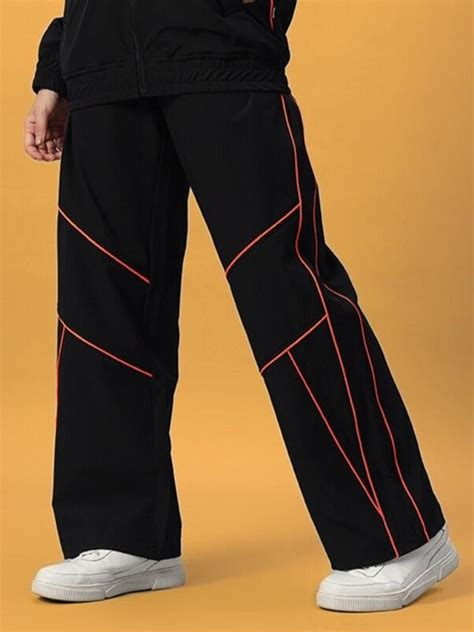 WOMEN RAIDER RELAXED PANT JOGGER BLACK | Buy Online at Wearduds India