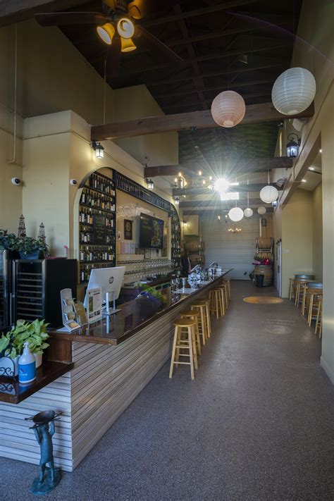 Sunshine Mountain Vineyard