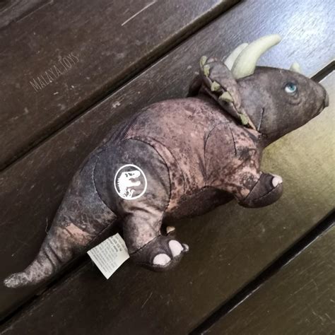 Jurassic World Plush Toys Triceratops 11", Hobbies & Toys, Collectibles ...