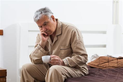 老年人睡眠不好应该怎么解决？6个方法教你改善老人睡眠质量_养生保健 - 养老网