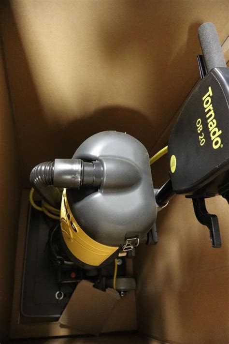 Tornado 97600 20OB Orbital Floor Machine, S/N 130452