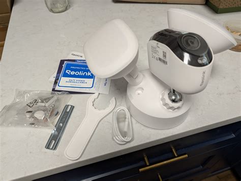 Reolink Elite Floodlight WiFi - a hardwired, powerful camera to watch ...