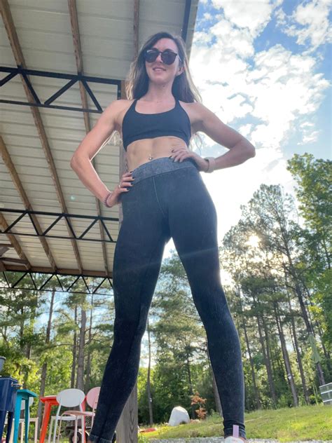 Conoce a la modelo de OnlyFans más famosa del mundo; no es Karely Ruiz